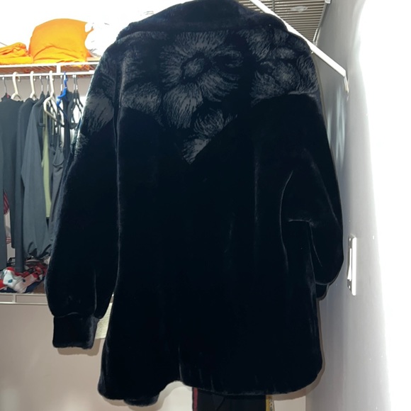 Vintage black faux fur coat - Picture 3 of 4
